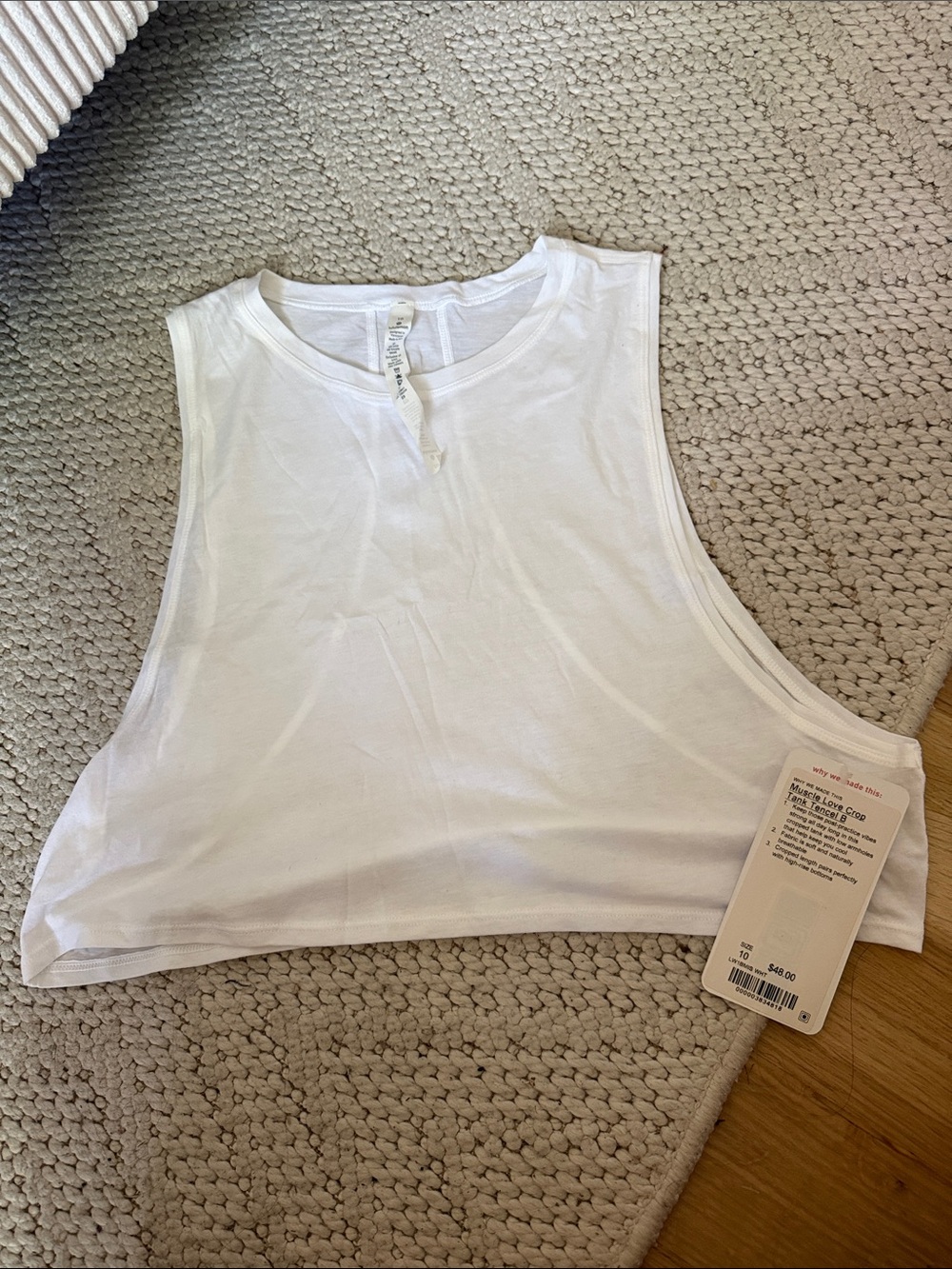 Women’s White Cropped Tank Top - Brand: Lululemon
